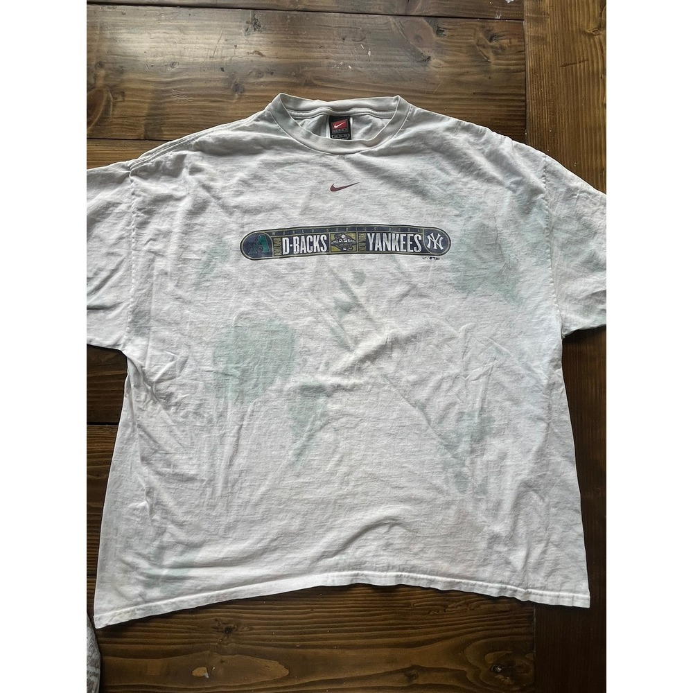 Vintage Nike 2001 World Series T-Shirt Mens XXL D-Backs vs Yankees Center Swoosh